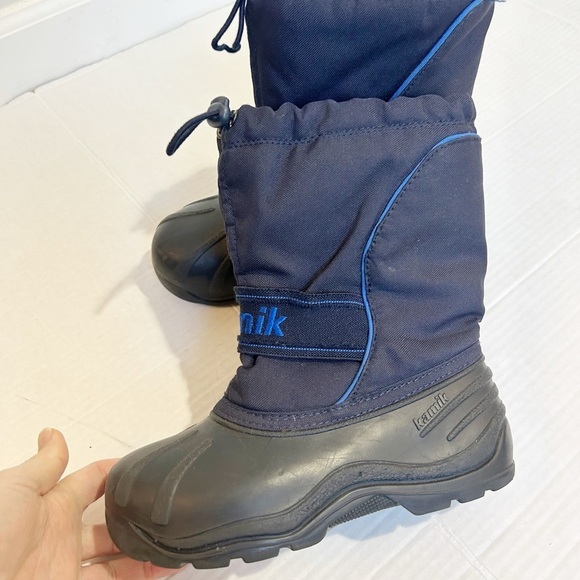 Kamik Kid’s Snow Boots Size 2 Insulated Waterproof Rubber Sole - Picture 2 of 8